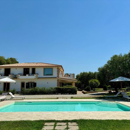 Relais Ruggiero Bed & Breakfast Le Castella  Ngoại thất bức ảnh