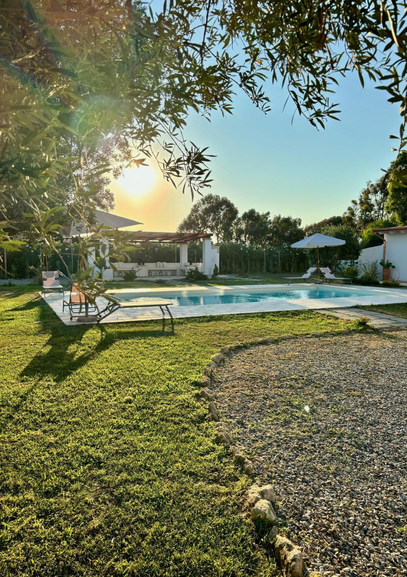 Relais Ruggiero Bed & Breakfast Le Castella  Ngoại thất bức ảnh